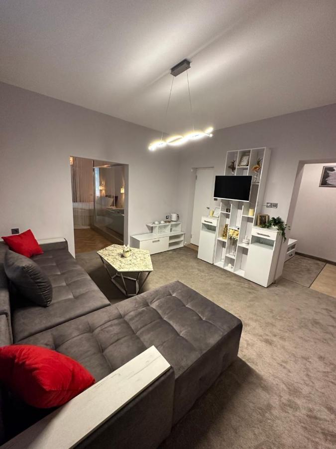 Luxury Apartment With Jacuzzi Sofia Exterior foto